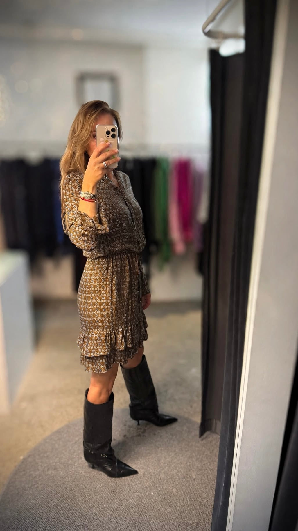 SET Dress